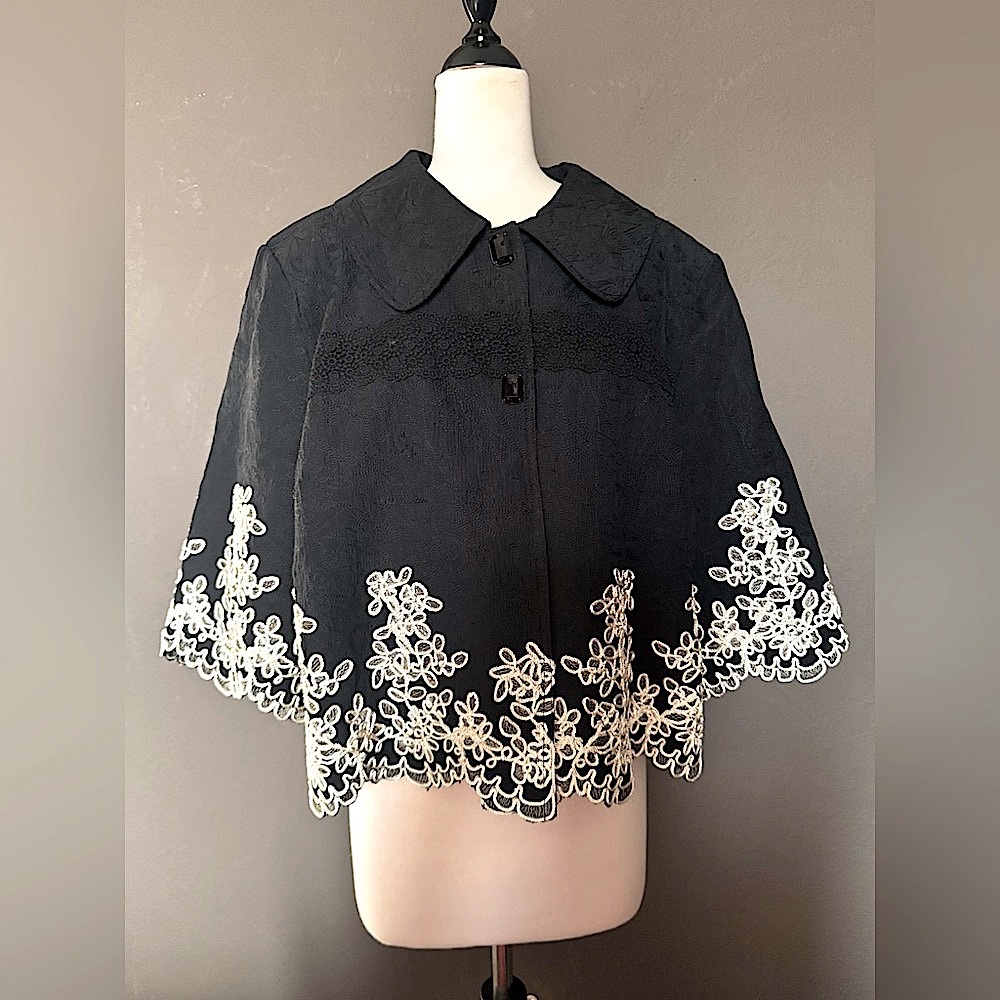 Beautiful Peter Nygard Jacket